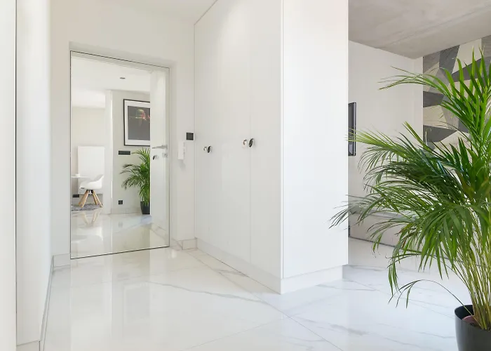 Centro Design بوزنان