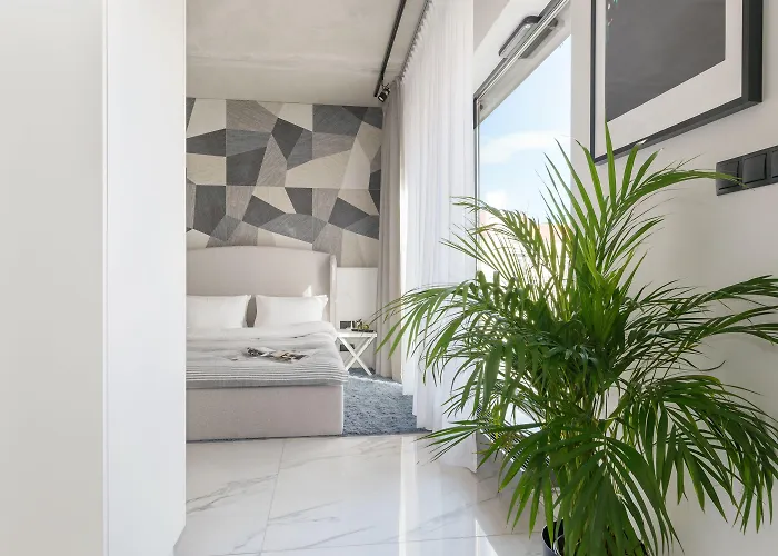 فندق Centro Design بوزنان