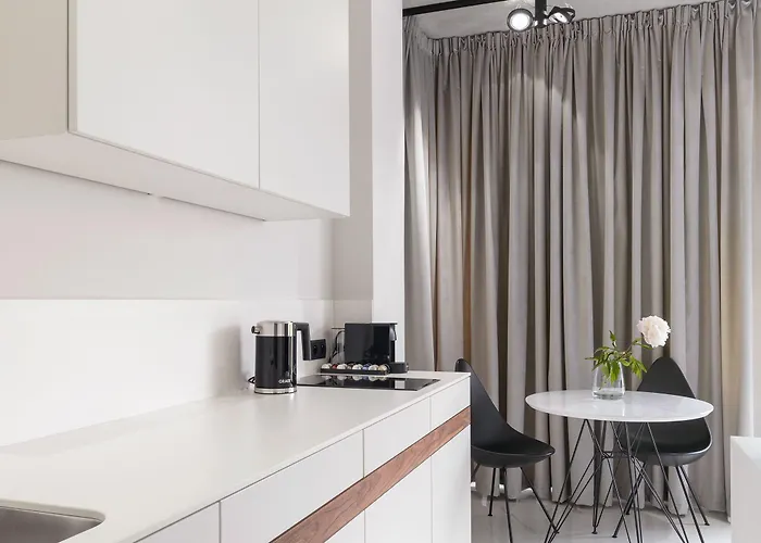 Centro Design فندق