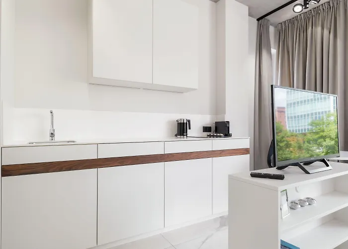 Centro Design فندق بوزنان