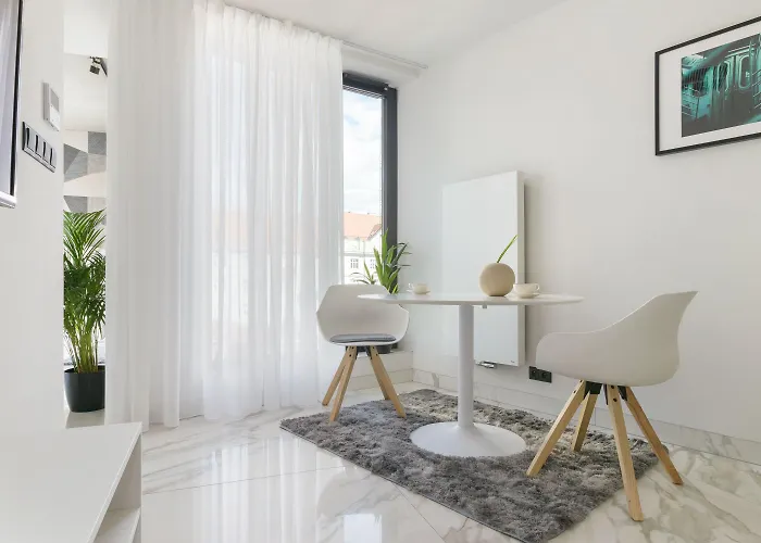 Centro Design فندق 3*